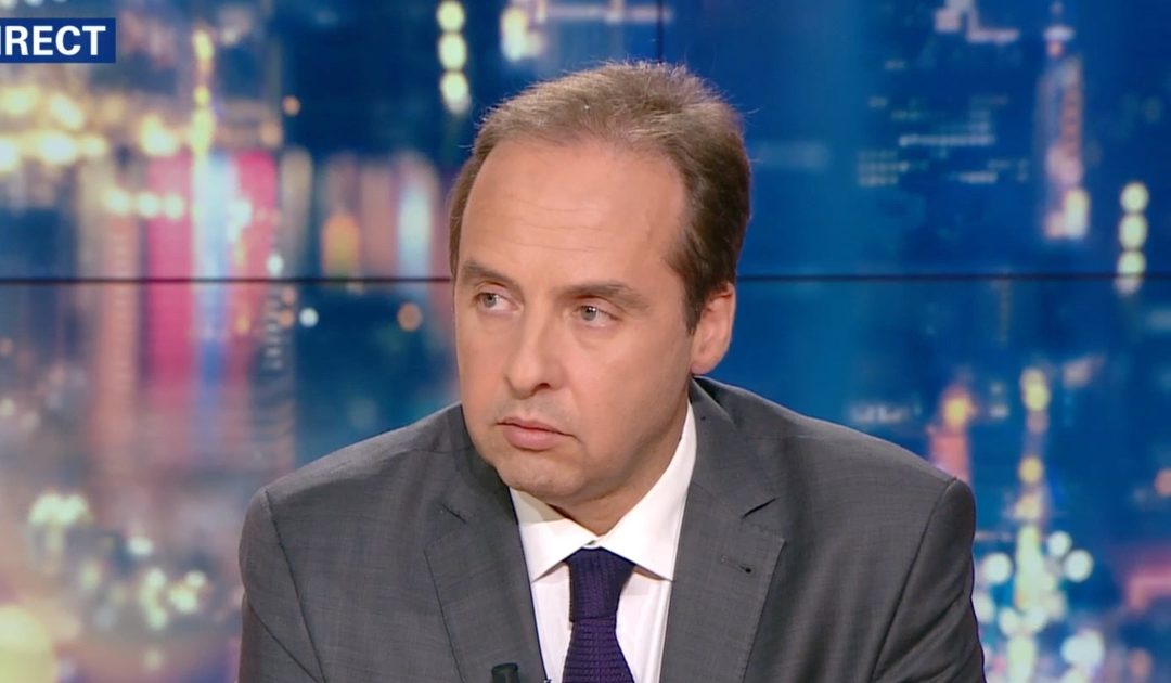 "J’étais hier parmi les policiers pour les écouter. J’ai trouvé indécente l’expression de M. Cambadélis."