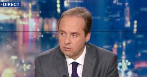 _J’étais hier parmi les policiers pour les écouter. J’ai trouvé indécente l’expression de M. Cambadélis._