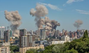 Kyiv, Ukraine on July 08, 2024: Thick smoke from fires rise over the downtown after a Russian missile attack. War in Ukraine. Credit: Panama/Alamy Live News