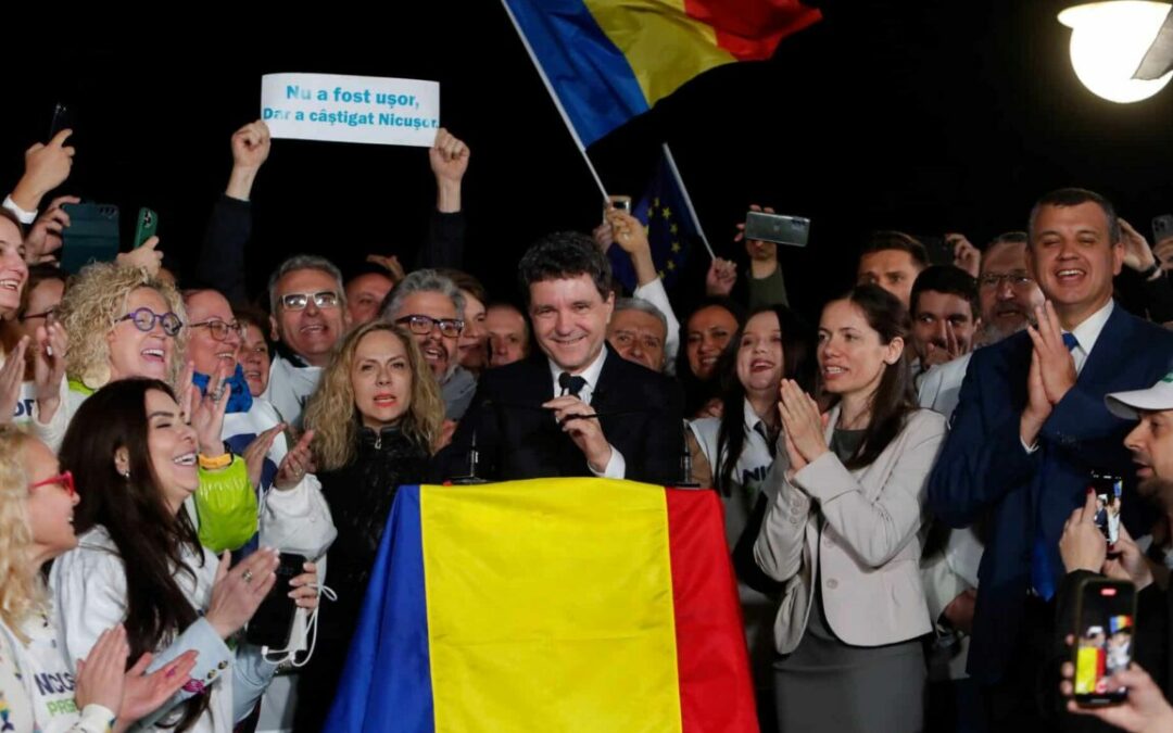 En Roumanie, Nicusor Dan, candidat pro-européen, a remporté la présidentielle