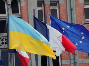 drapeaux-ukraine-france-europe-1