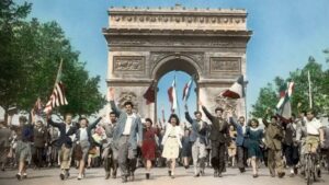 Victoire du 8 mai 1945 sous l’Arc de Triomphe – 2