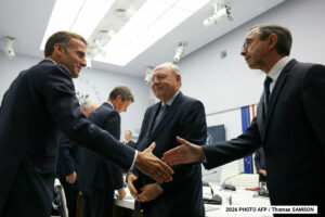 Réunion de crise_Elysée_AFP_HM