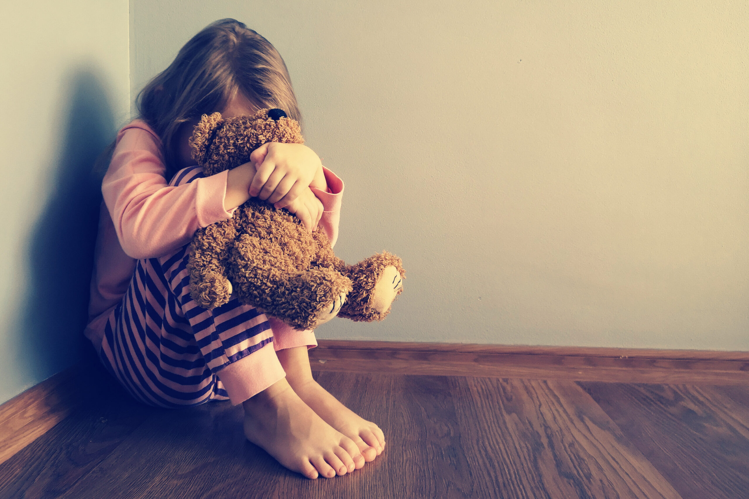 Lutte contre les violences sexistes et sexuelles : une loi intégrale, pour que plus aucune victime ne soit seule